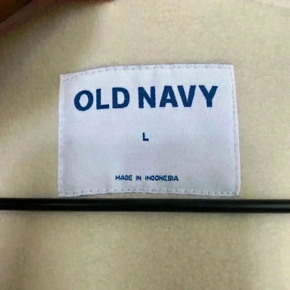Old Navy Teddy Shacket - Picture 5 of 5